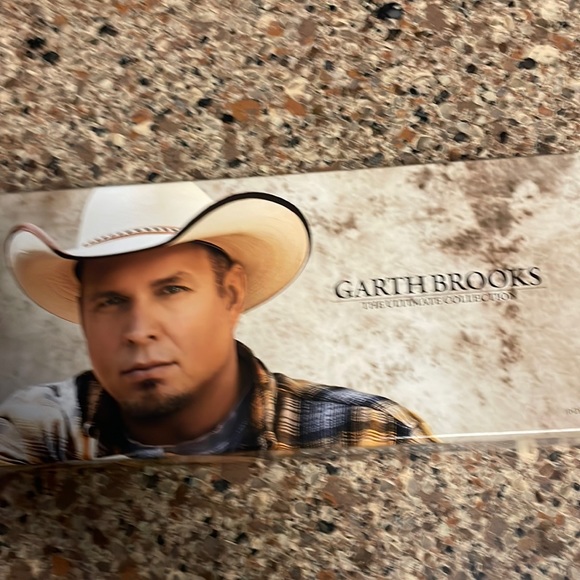 Garth Brooks -The Ultimate CD Collection - Picture 1 of 8